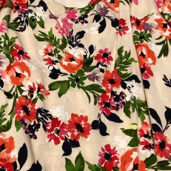 Torrid Floral Cami - Picture 2 of 4